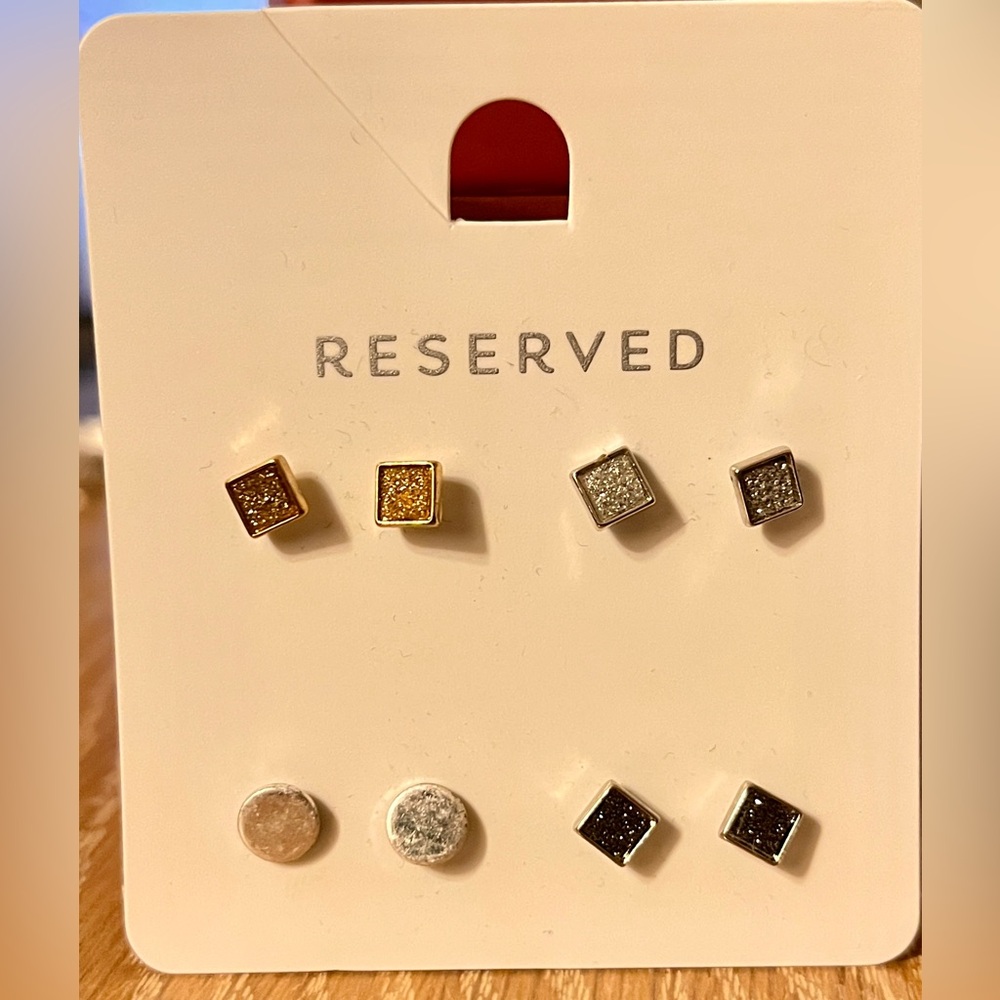Reserved Sparkly & Matte Stud Earrings Set of 4